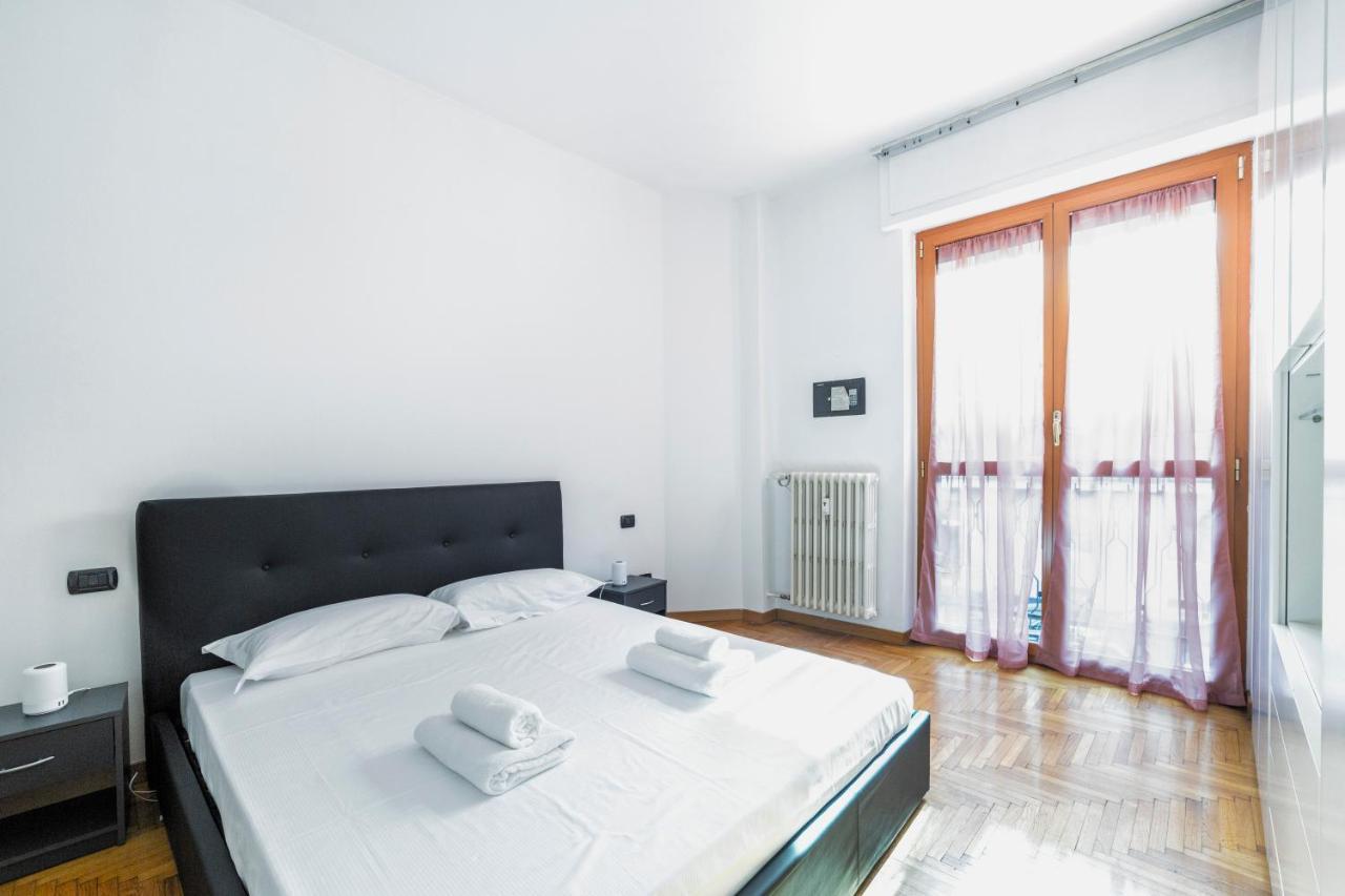 Cenisio M5 Lovely - With Balcony! Appartamento