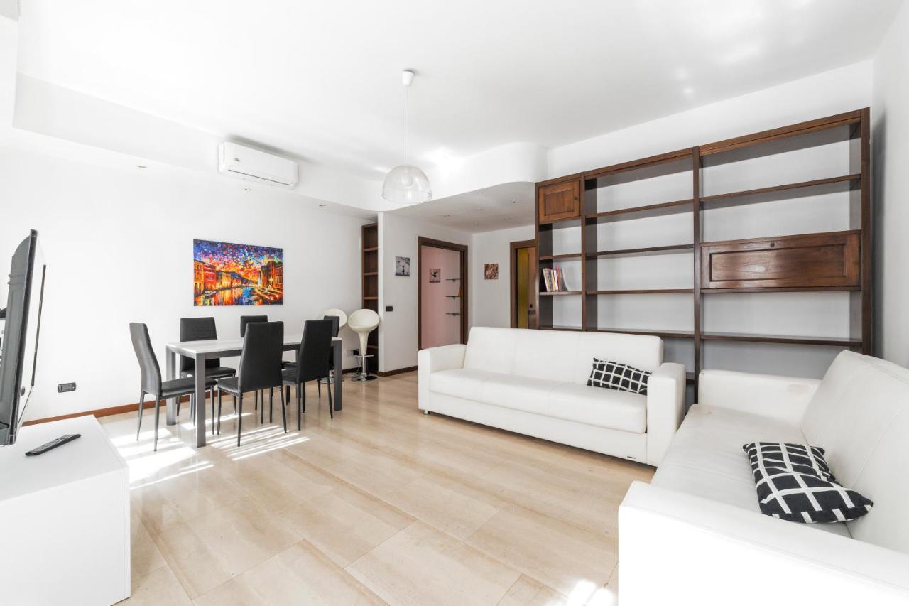 Appartamento Cenisio M5 Lovely - With Balcony! Milano